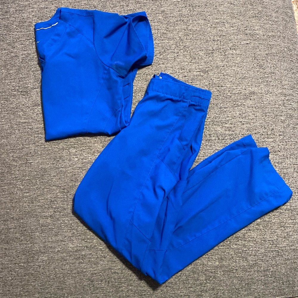 XS|XSP WonderWink Scrub Set